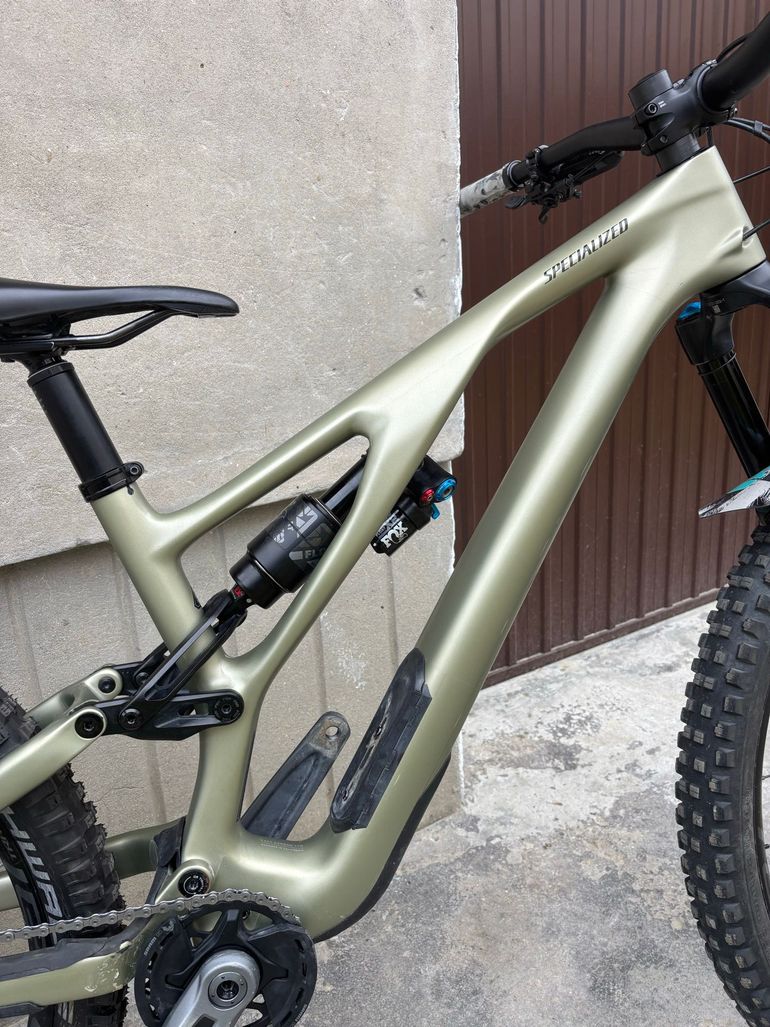 Used Specialized Stumpjumper EVO Expert 2024 2024 Mountainbike — image 11 of 12