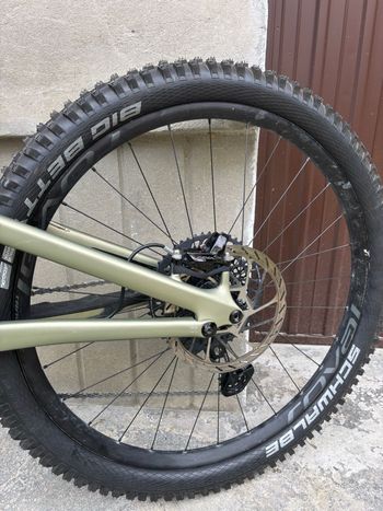 Used Specialized Stumpjumper EVO Expert 2024 2024 Mountainbike — image 10 of 12