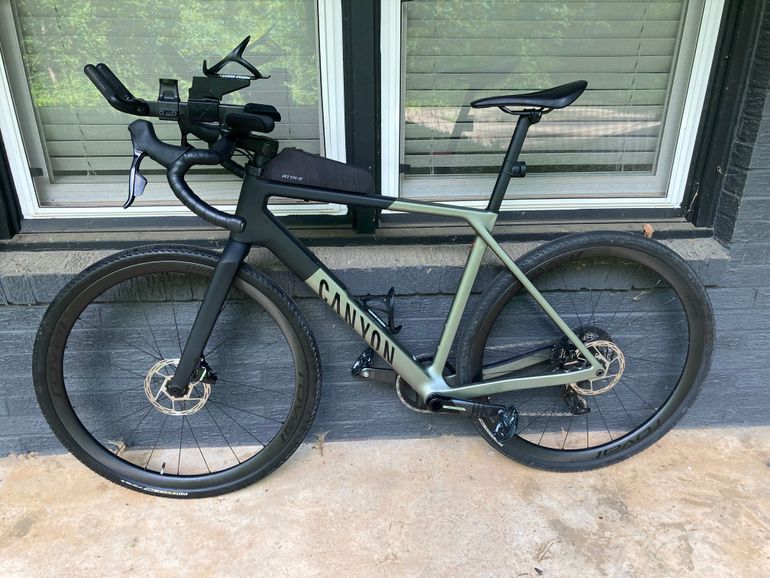 Used Canyon Grail CF SLX 8 AXS 2024 2024 Road & Gravel, Light Gray — image 7 of 7