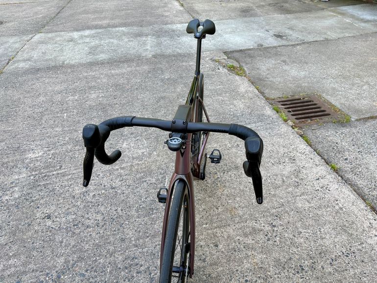 Used Giant Propel Advanced 1 2023 2023 Road & Gravel, Light Gray — image 5 of 19