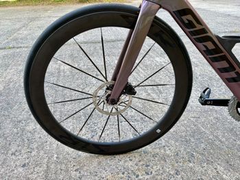 Used Giant Propel Advanced 1 2023 2023 Road & Gravel, Light Gray — image 8 of 19