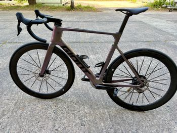 Used Giant Propel Advanced 1 2023 2023 Road & Gravel, Light Gray — image 6 of 19