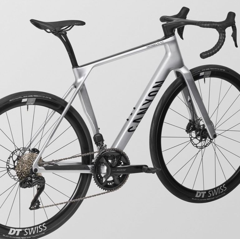 Used Canyon Endurace CF SLX 7 Di2 2026 2026 Road & Gravel, Hellgrau — image 2 of 8