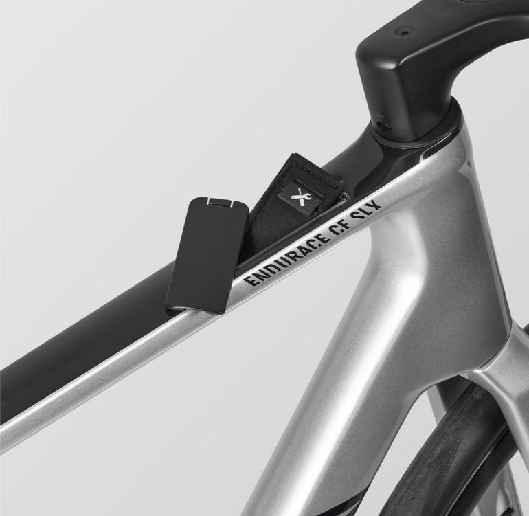 Used Canyon Endurace CF SLX 7 Di2 2026 2026 Road & Gravel, Hellgrau — image 3 of 8