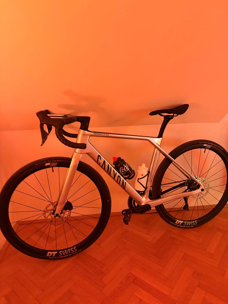 Used Canyon Endurace CF SLX 7 Di2 2026 2026 Road & Gravel, Hellgrau — image 8 of 8