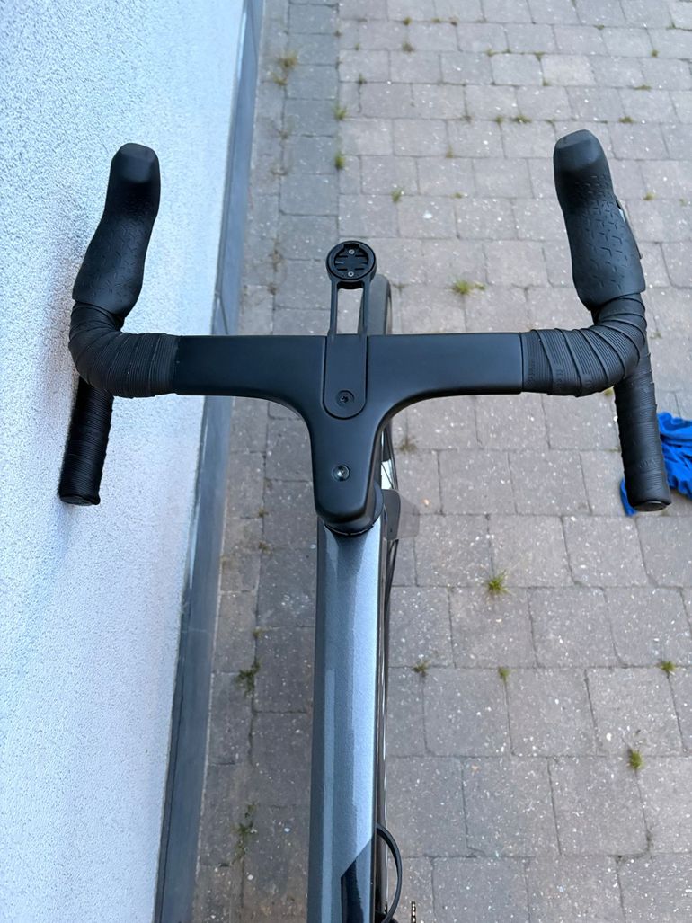 Used Canyon Aeroad CF SLX 7 AXS SPEED 2025 2025 Road & Gravel — image 6 of 10
