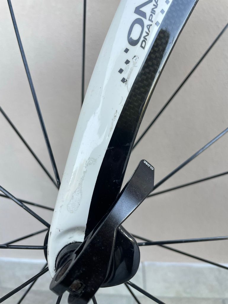 Used Pinarello Dogma Shimano Ultegra 2017 Road & Gravel, White — image 6 of 9