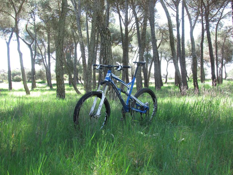 Used Lapierre 214 2011 Mountainbike, Blue — image 1 of 7
