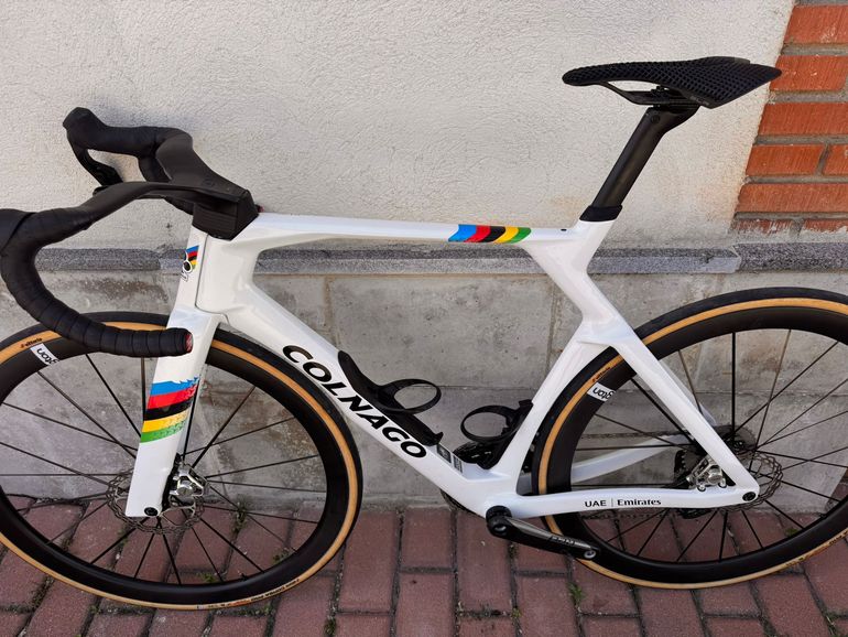 Used Colnago Y1Rs Sram Red eTap AXS 2025 2025 Road & Gravel — image 2 of 9