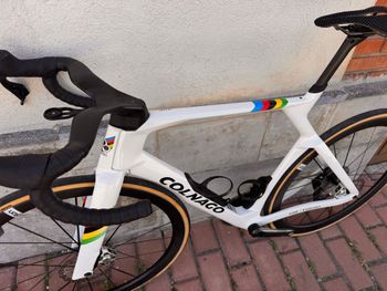 Used Colnago Y1Rs Sram Red eTap AXS 2025 2025 Road & Gravel — image 3 of 9