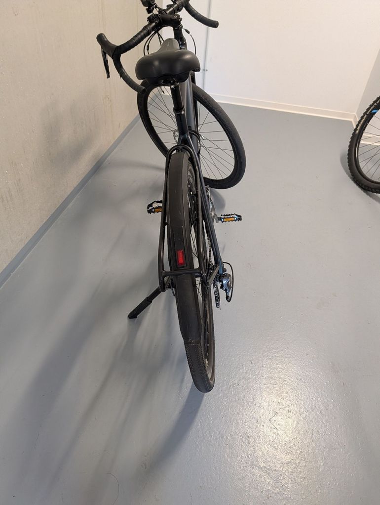 Used CUBE NUROAD FE 2023 2023 Road & Gravel, Black — image 4 of 13