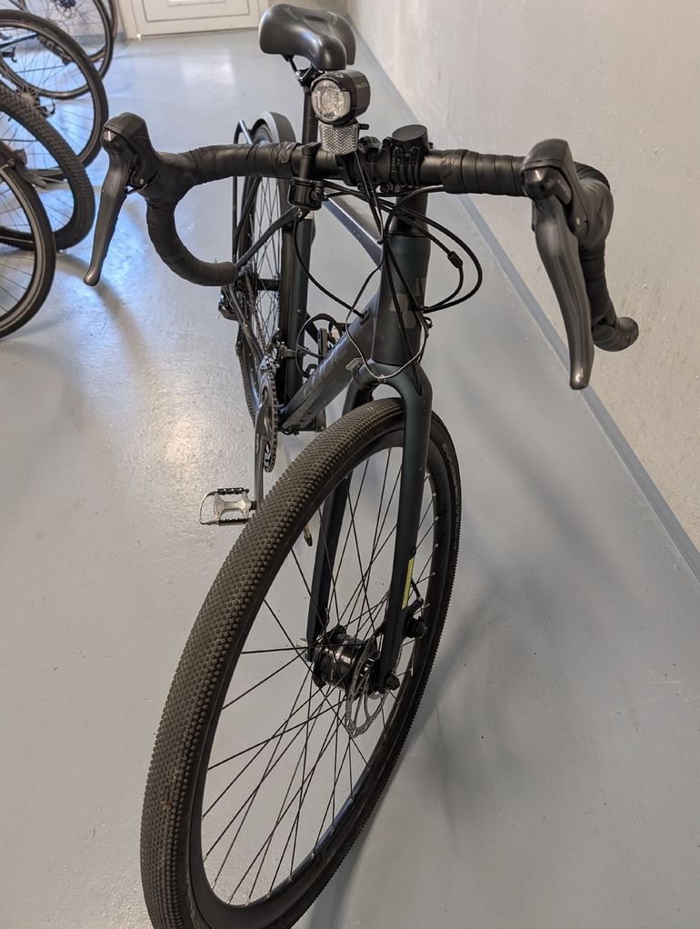 Used CUBE NUROAD FE 2023 2023 Road & Gravel, Black — image 10 of 13