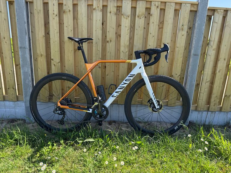 Used Canyon Inflite CF SLX 9 Team 2023 2023 Road & Gravel — image 1 of 5