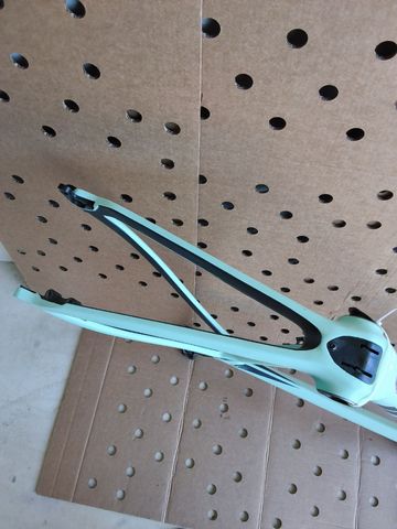 Tweedehands Bianchi Oltre Race 105 2023 Frameset 2023 Road & Gravel — afbeelding 13 van 48