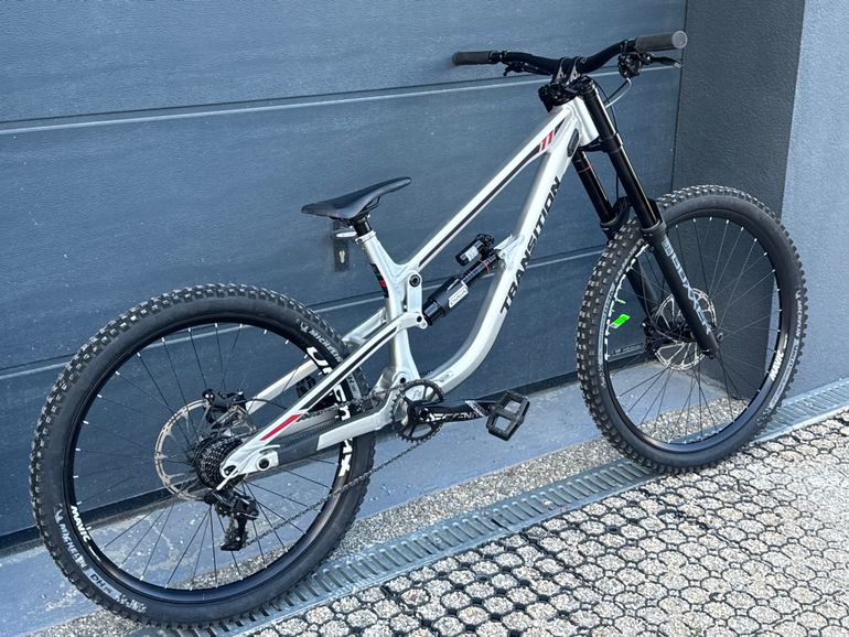 Used Transition Tr11 SRAM GX DH 2024 Mountainbike, Light Gray, Mixed — image 3 of 21