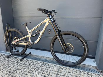 Used Transition Tr11 SRAM GX DH 2024 Mountainbike — image 3 of 5