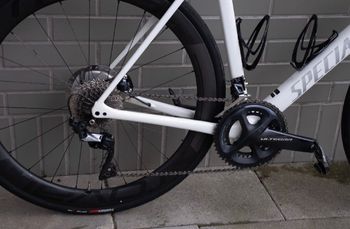Used Specialized Roubaix Comp 2021 2021 Road & Gravel, Bianco — image 2 of 7