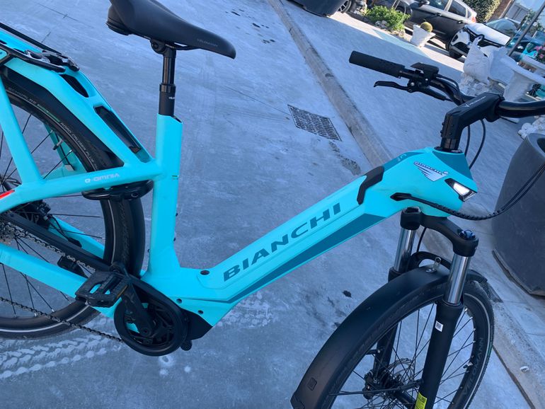 Used Bianchi e-Omnia C Type DEORE 2025 2025 Urban, Green — image 3 of 8