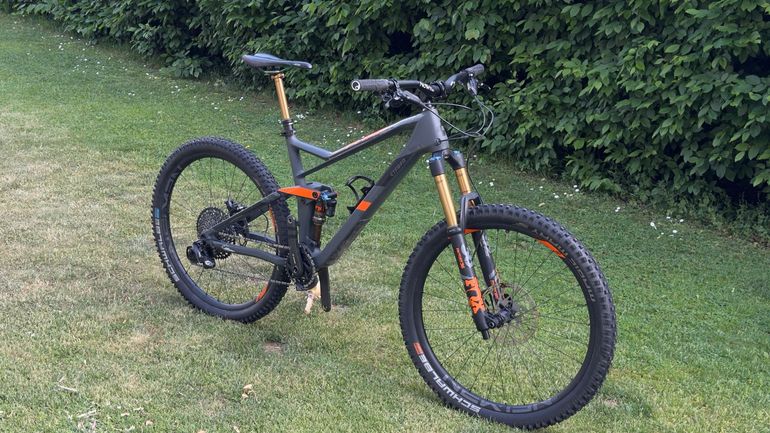 Used CUBE STEREO 140 HPC TM 27.5 2020 2020 Mountainbike, Hellgrau, 27.5 — image 1 of 6