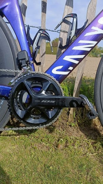 Used Canyon Aeroad CFR AXS 2023 2023 Road & Gravel, Violett — image 12 of 16