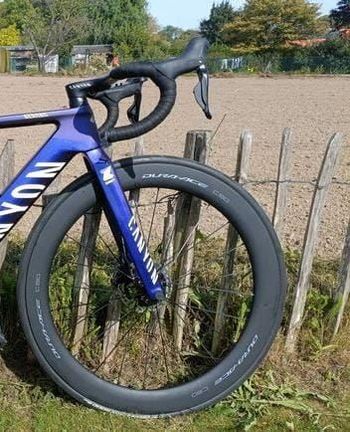 Used Canyon Aeroad CFR AXS 2023 2023 Road & Gravel, Violett — image 14 of 16