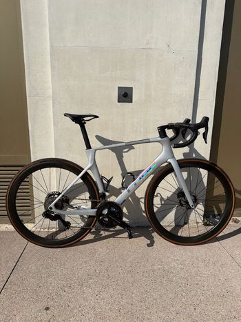 Used CUBE AGREE C:62, SLT 2024 2024 Carretera y gravel