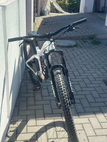 Tweedehands Trek Remedy SRAM GX Eagle 2020 Mountainbike — afbeelding 2 van 7