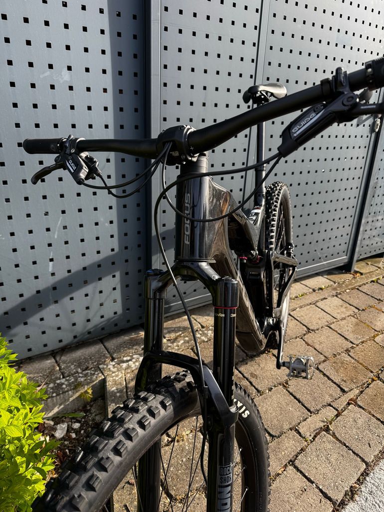 Used Focus JAM 8.8 2022 2022 Mountainbike, Nero — image 2 of 14
