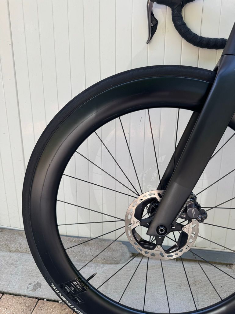 Used Trek Madone SLR 7 Gen 7 2024 2024 Road & Gravel, Schwarz — image 8 of 10