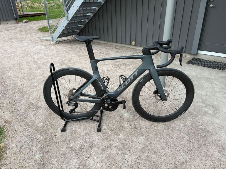 Used Scott Foil Shimano 105 Di2 2026 Road & Gravel, Hellgrau — image 1 of 4