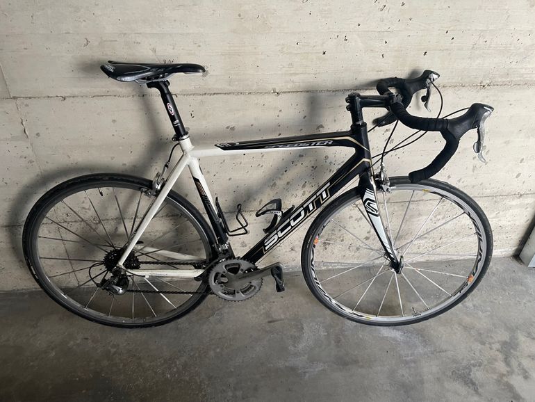 Used Scott S10 2010 Road & Gravel, Black — image 1 of 3