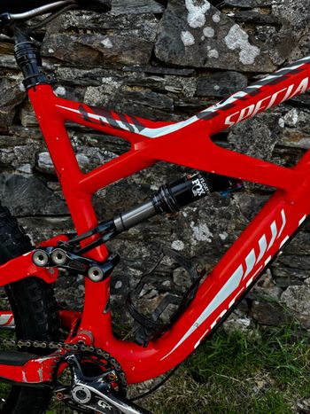 Used Specialized Enduro Comp 650b 2016 2016 Mountainbike, Orange — image 3 of 5