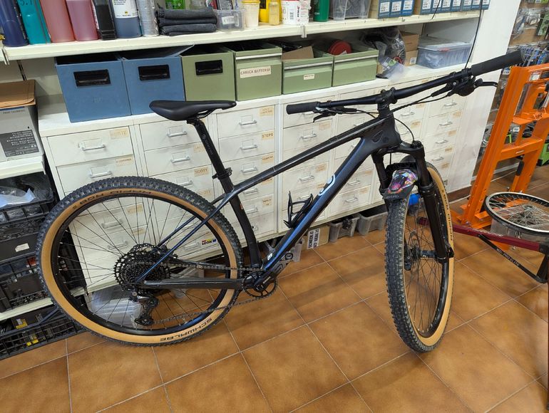 Used Scott Scale 940 2022 Frameset 2022 Mountainbike — image 1 of 3