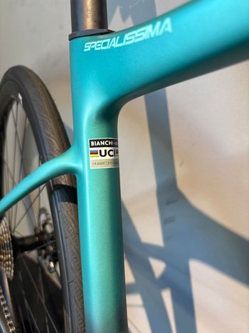 Used Bianchi Specialissima PRO Ultegra Di2 2025 2025 Road & Gravel, Green — image 12 of 13