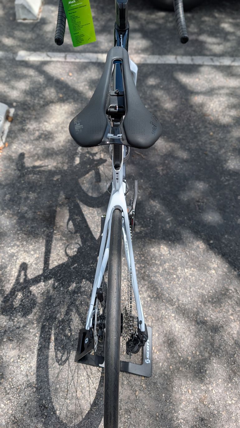 Used BMC 2025 TEAM MACHINE R01 FIVE 2025 Road & Gravel, White — image 5 of 5
