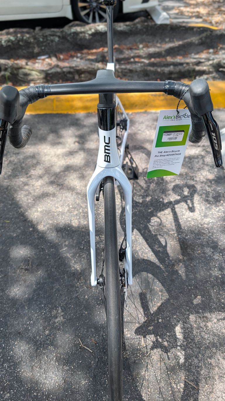 Used BMC 2025 TEAM MACHINE R01 FIVE 2025 Road & Gravel, White — image 4 of 5