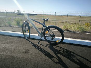 Used Bergamont Revox 2 2024 2024 Mountainbike, Light Gray, 29 — image 2 of 3