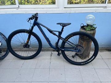 Brugt Orbea OIZ H10 2024 2024 Mountainbike — billede 1 af 5