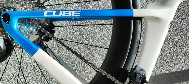 Used CUBE LITENING AERO C:68X Teamline / Shimano Ultegra Di2 2x12 2026 Road & Gravel, Blanco — image 10 of 39