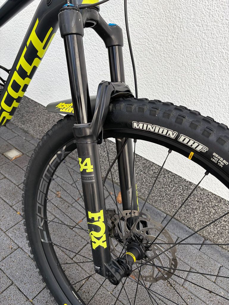 Used Scott Genius 940 2018 2018 Mountainbike, Light Gray, 29 — image 12 of 28