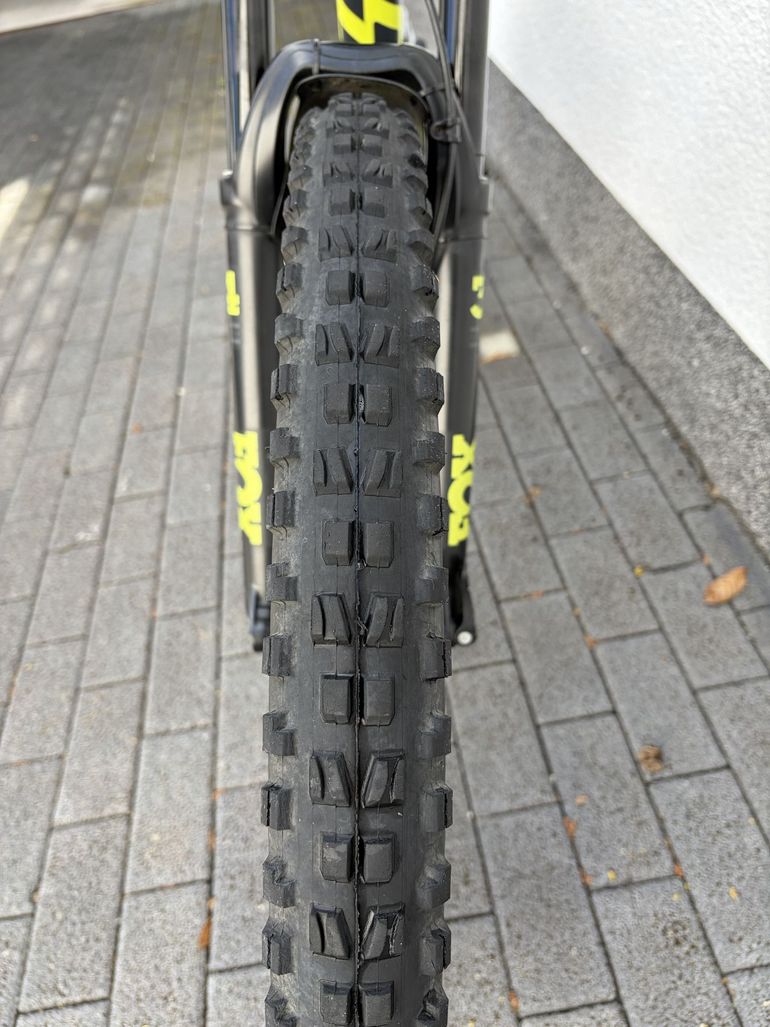 Used Scott Genius 940 2018 2018 Mountainbike, Light Gray, 29 — image 32 of 57