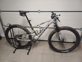 Used Scott Spark RC World Cup 2025 2025 Mountainbike — image 2 of 7