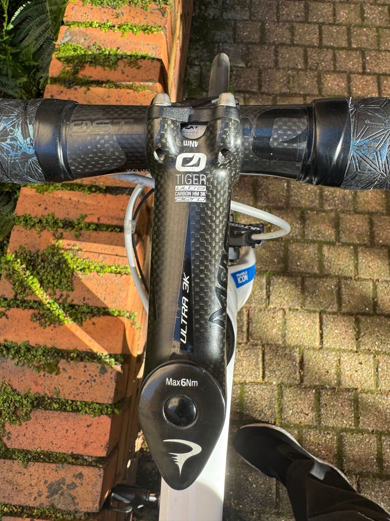 Used Pinarello Prince FX Frameset 2020 2020 Road & Gravel — image 3 of 14