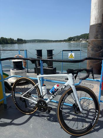 Used Specialized S-Works Tarmac SL8 - Shimano Dura-Ace Di2 2026 2026 Road & Gravel — image 3 of 3