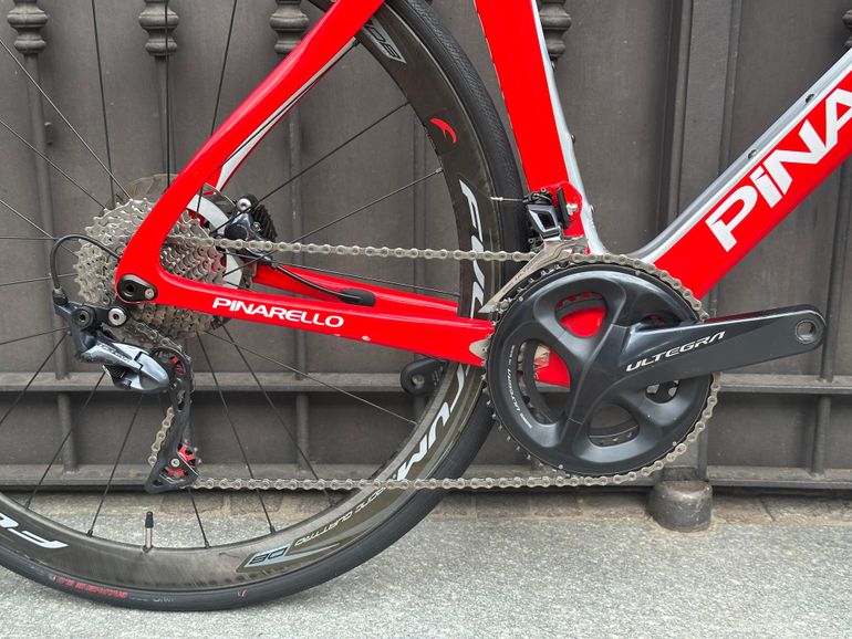 Used Pinarello Dogma F10 Disk Ultegra R8000 2019 Road & Gravel, Red — image 3 of 11