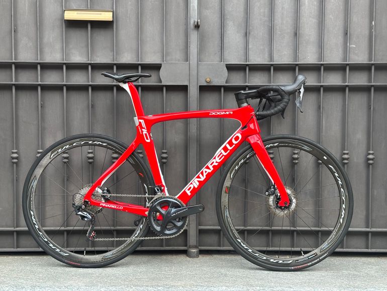 Used Pinarello Dogma F10 Disk Ultegra R8000 2019 Road & Gravel, Red — image 1 of 11