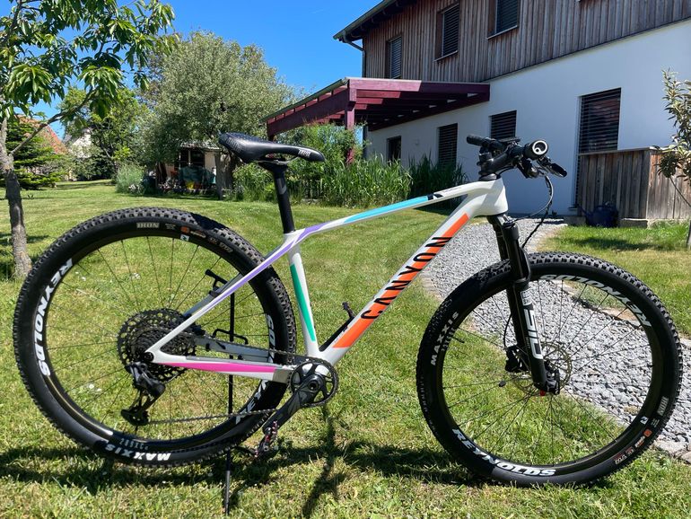 Used Canyon Exceed CF 7 2022 2022 Mountainbike, White, 29 — image 1 of 5