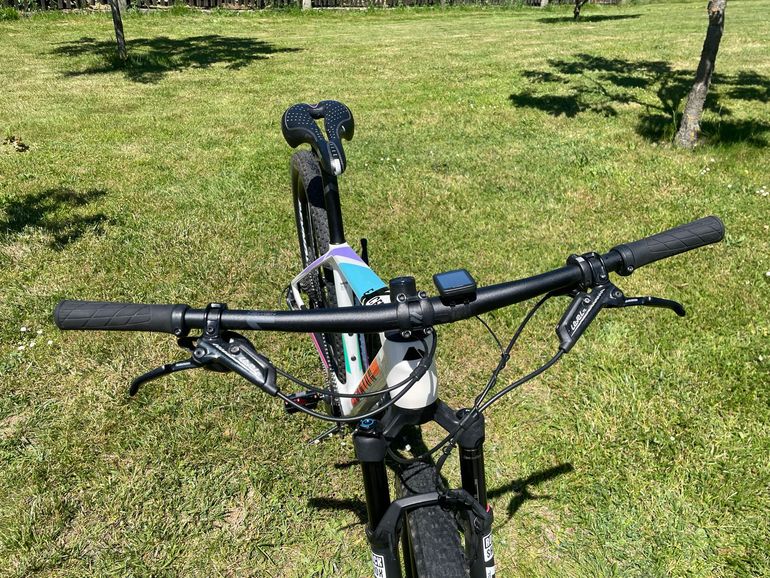 Used Canyon Exceed CF 7 2022 2022 Mountainbike, White, 29 — image 5 of 5