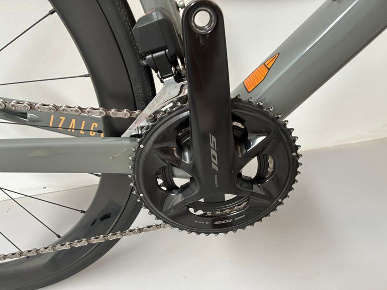 Used Focus IZALCO MAX 8.9 2024 2024 Road & Gravel, Light Gray — image 4 of 12