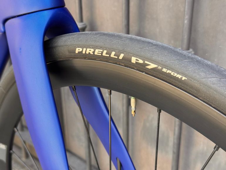 Used Pinarello F5 Rival AXS 2023 Road & Gravel — image 7 of 13